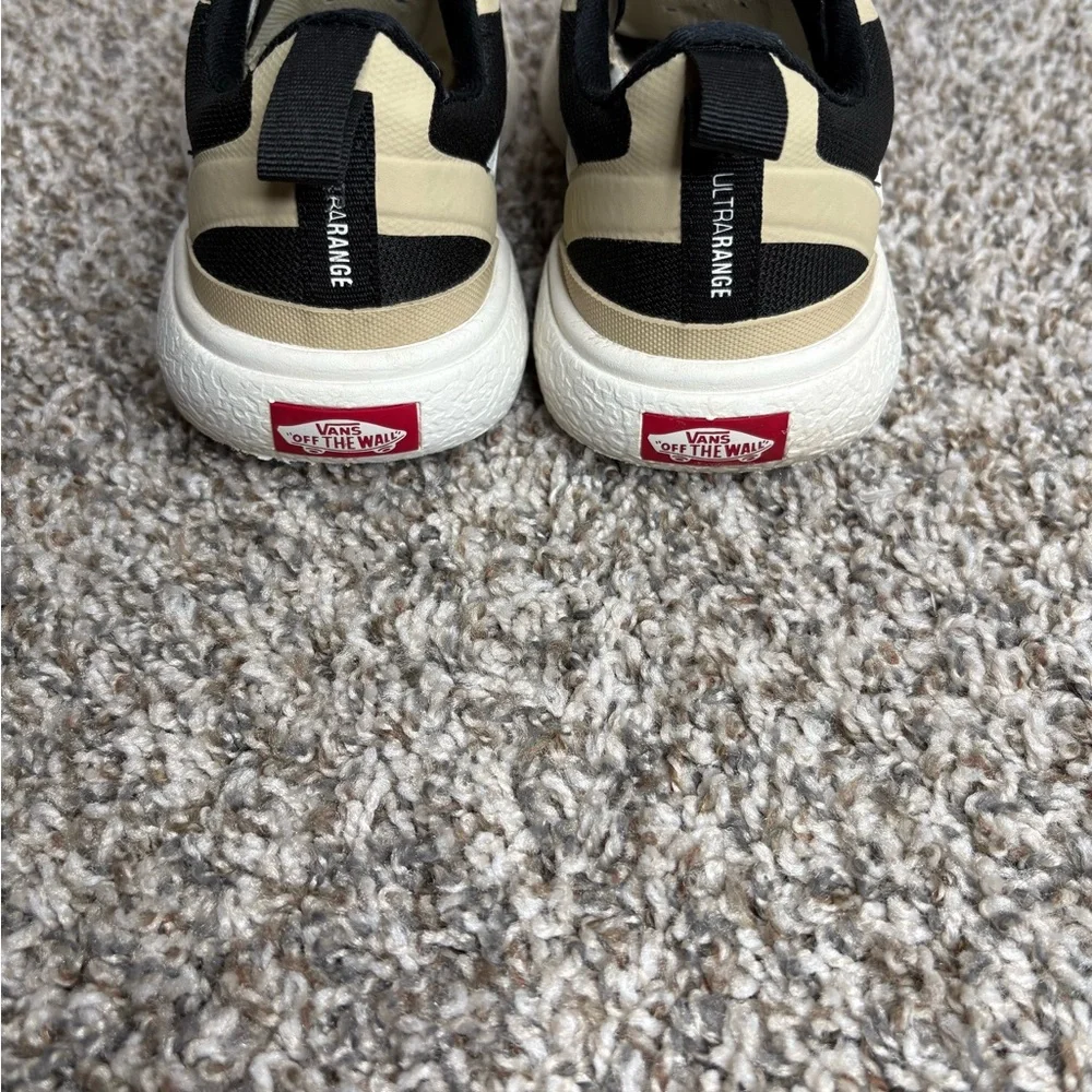 Vans Ultra range Tan and Black Shoes - Picture 4 of 6